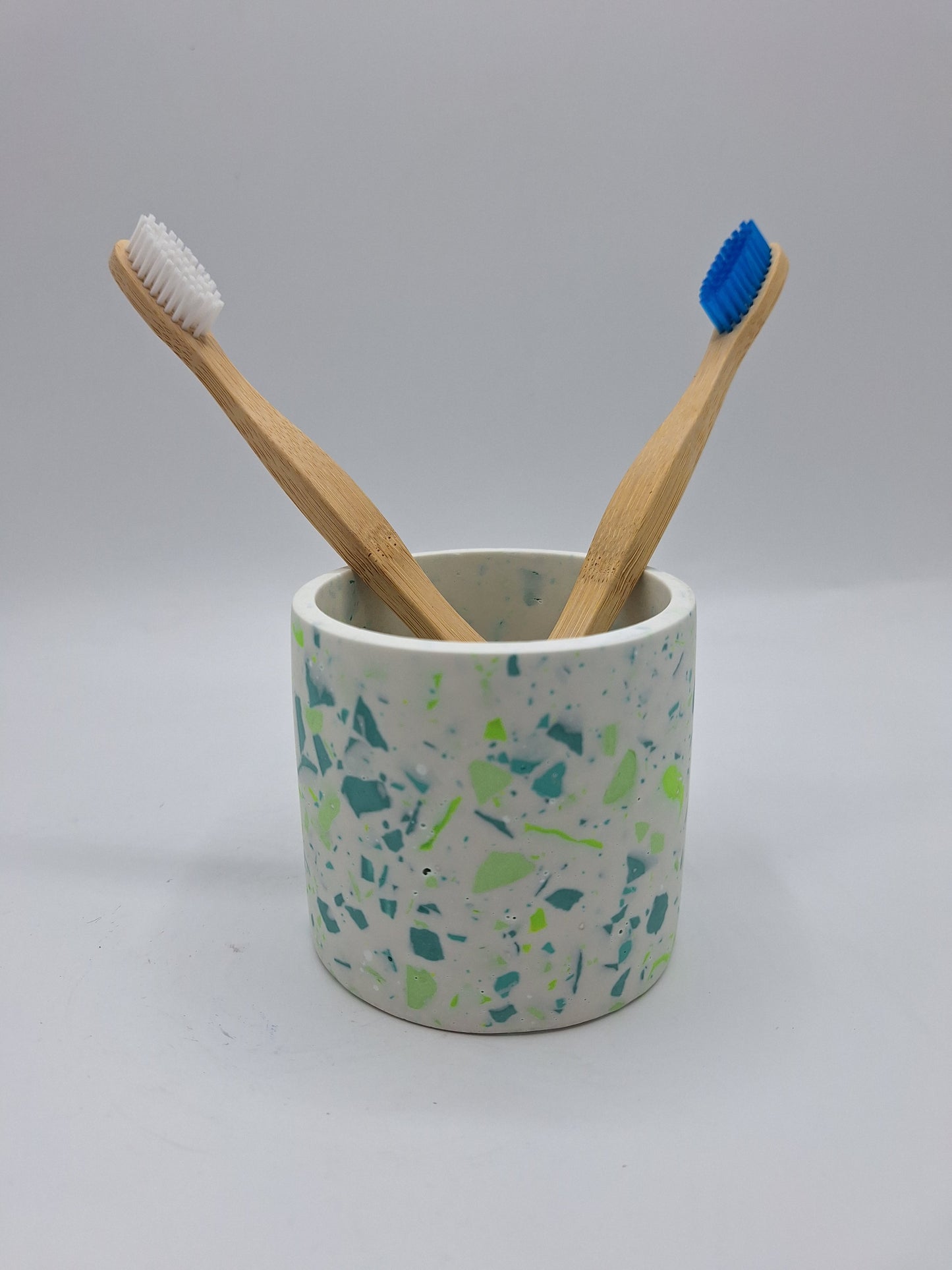 Jesmonite Green Terrazzo Pen/Tooth brush/Make Up Brush Pot