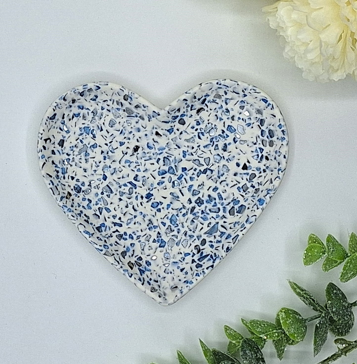 Advance Crushed Glass Jesmonite Heart