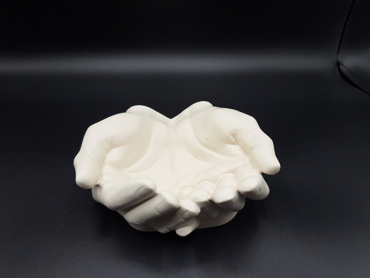 Gideon Jesmonite Hands Bowl